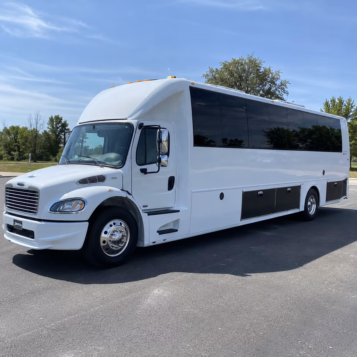 rockville 40 passenger party bus
